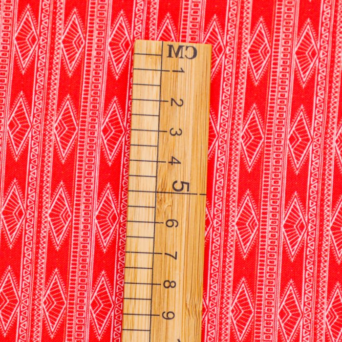 44'' Geometric Strips On Red Quilting Fabric Bolts Wholesale Quiling Fabrics 100% Cotton Fabric For Patchwork