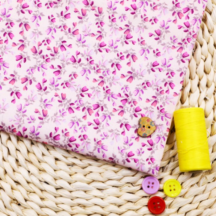 44'' Pink Small Flowers Liberty On White Small Flower Cotton Fabric For Quilting Fabric Quilting Cotton